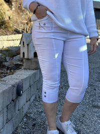 Capri Cherry Berry white