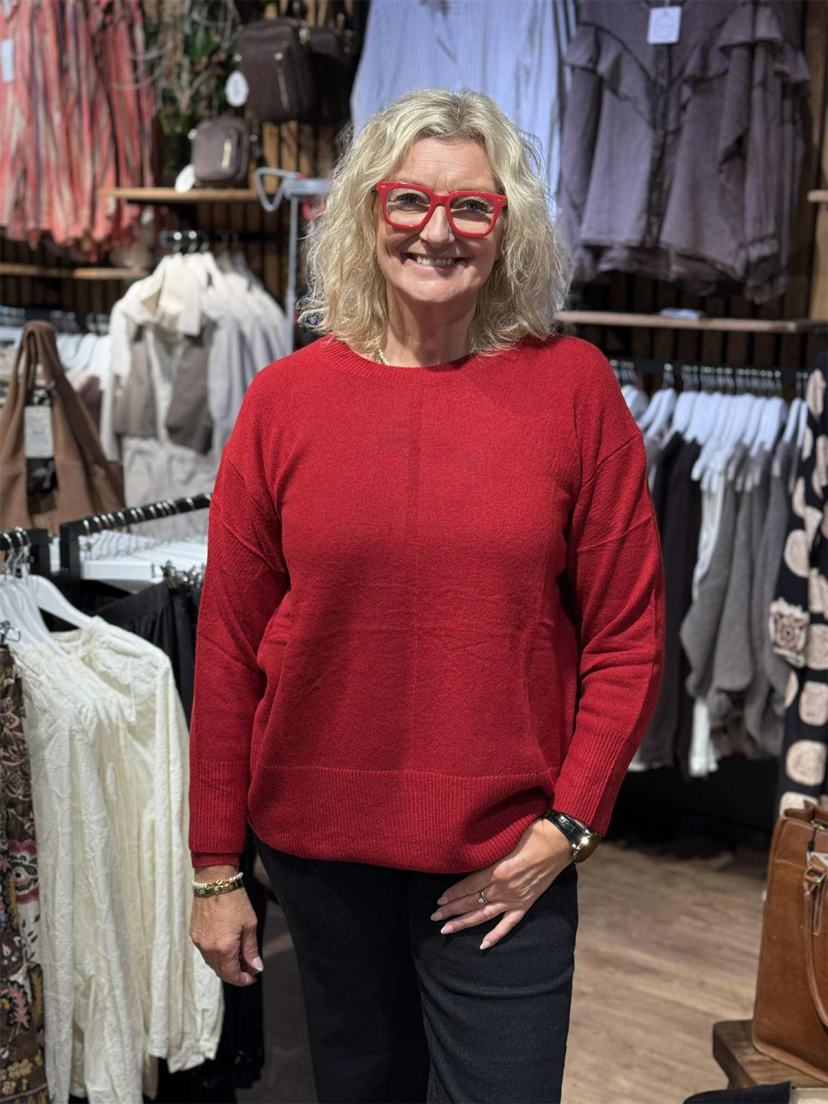 MaFabrice Red Dahlia