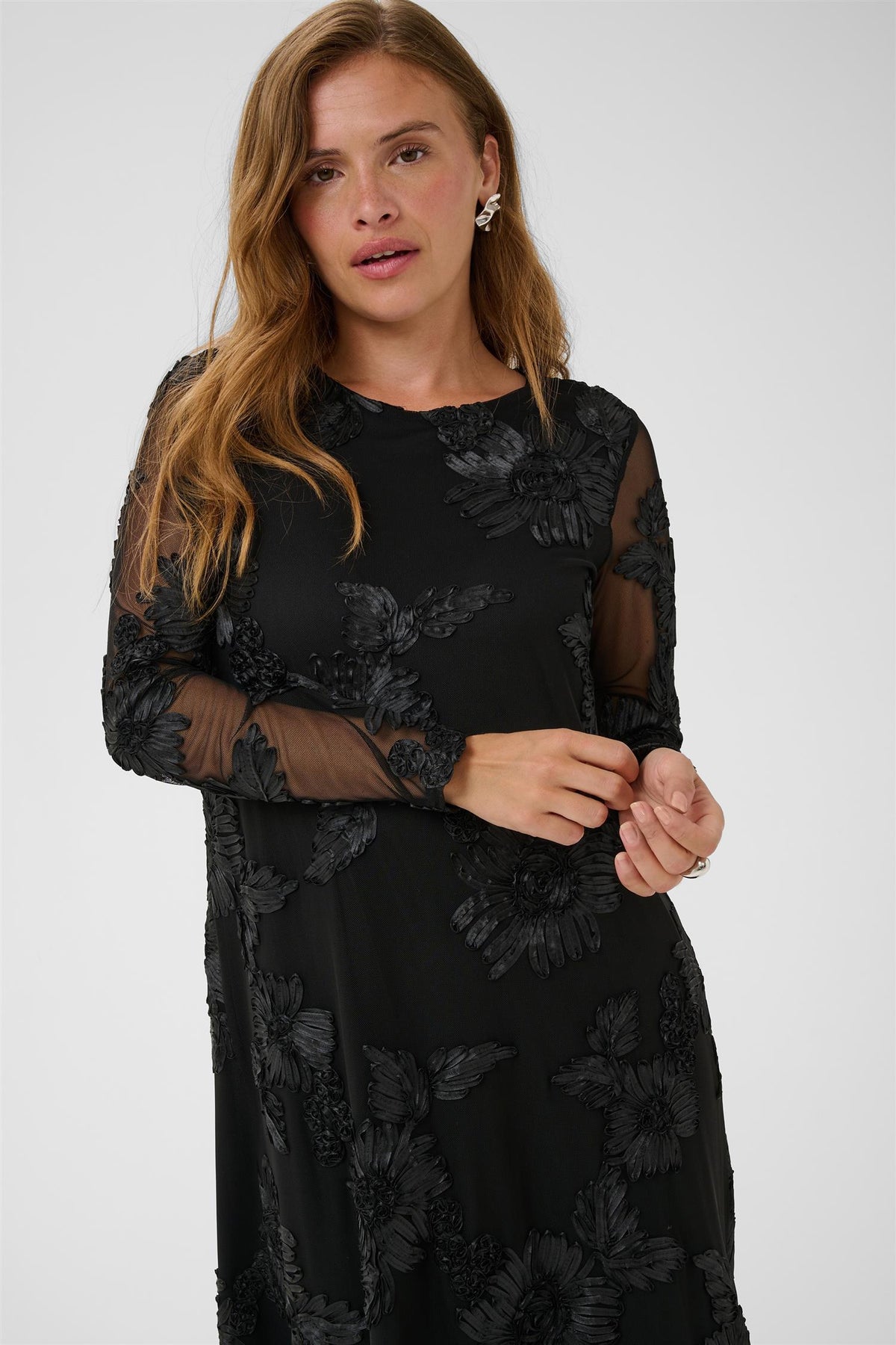 KAjulianne Dress Black Deep