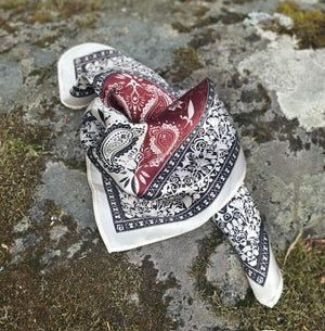 Skjerf Lite Silke - miss rosewood