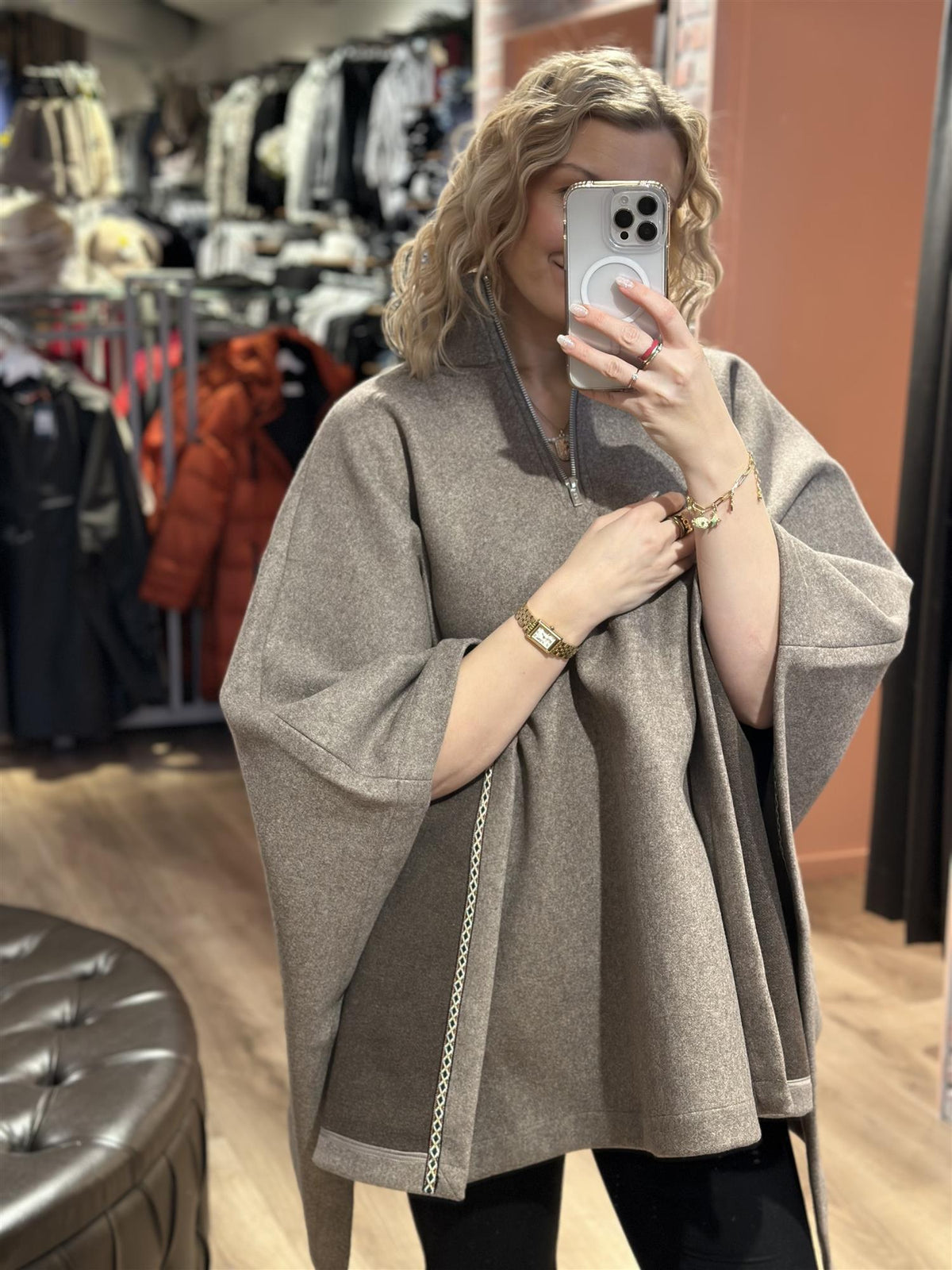 Skyfaling Poncho Earth Brown