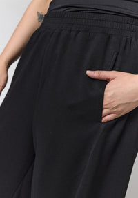 GMillea pants