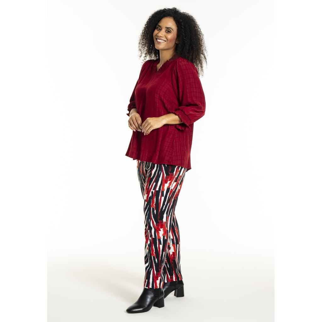 SFeodora Blouse with smock neck