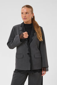 KArielle Blazer
