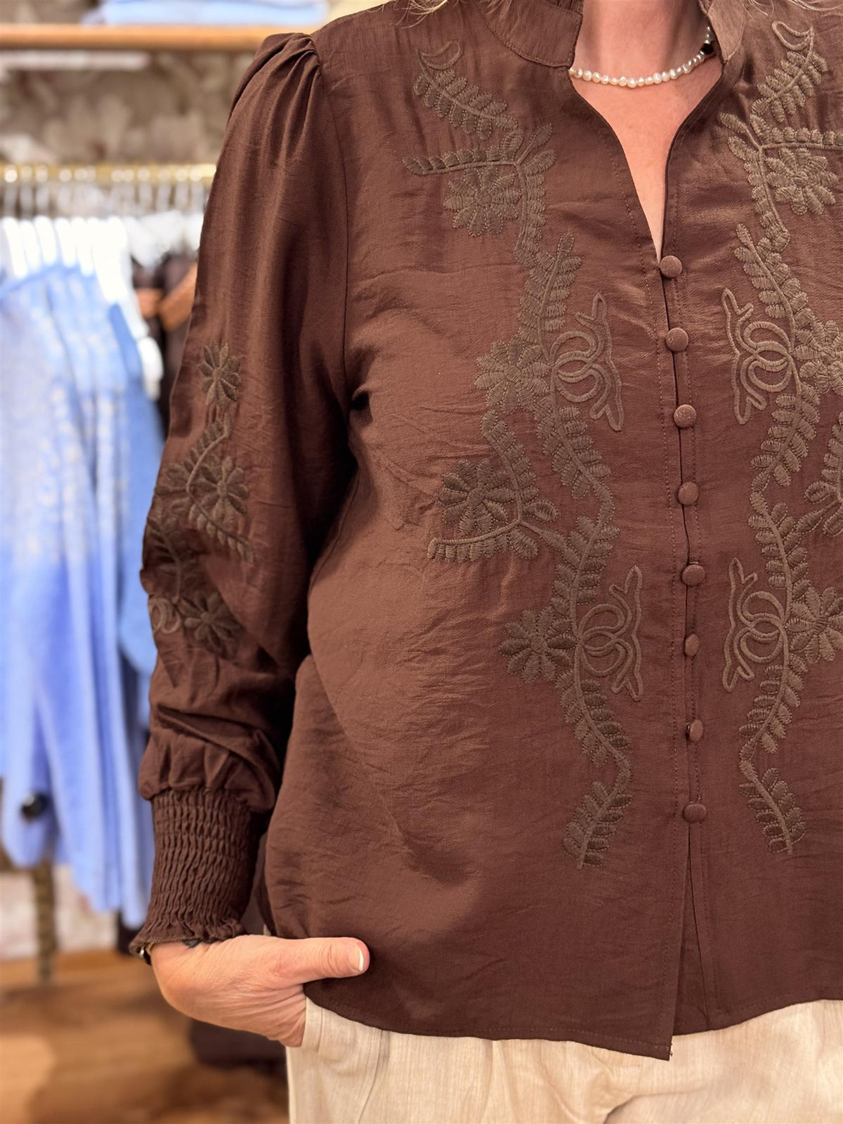 Bluse Vanessa Emb - Chocolate