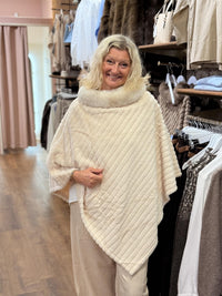 Cut Poncho Fur - Offwhite