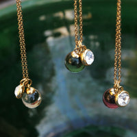 Kort kjede med glasskule, green, G