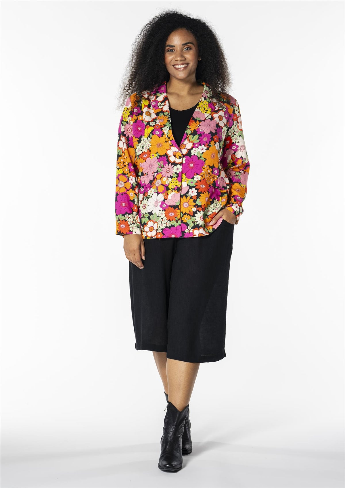 SKamila Blazer
