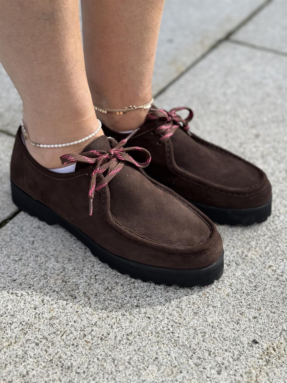 THE MOVEMENT Brown