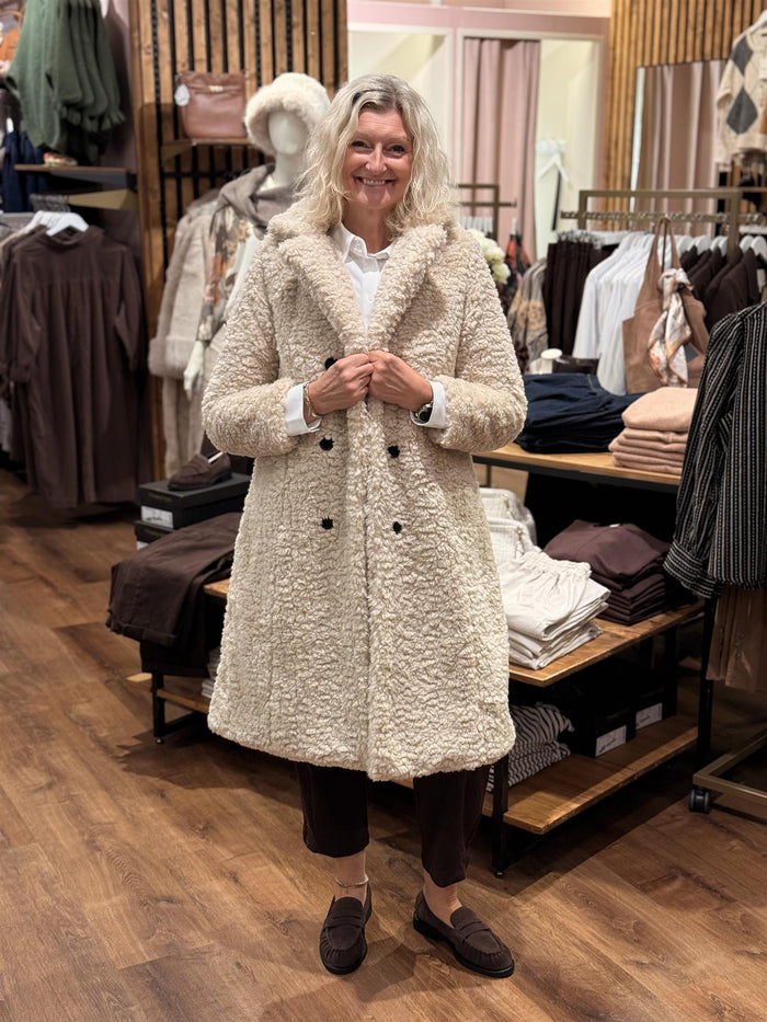 Curly Fur Jacket Long