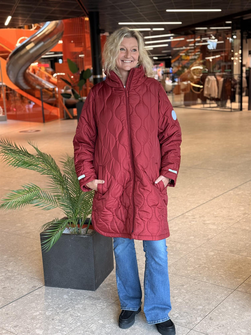 Jakke Tinley Burgunder