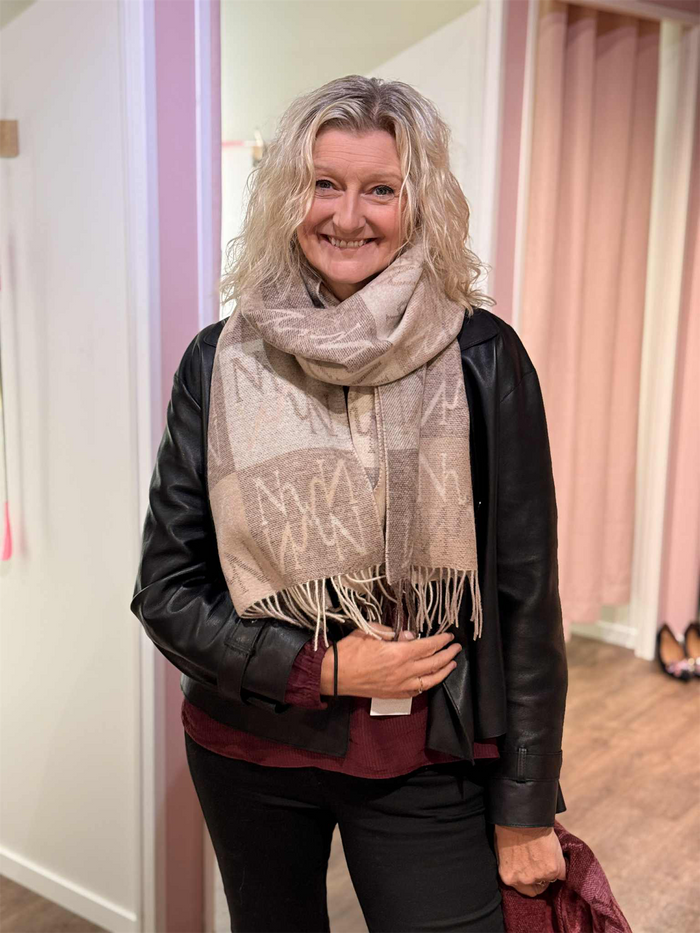 Nohr Sabrina Lammeullskjerf Beige