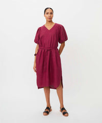 Kjole MaNalirae Beet Red