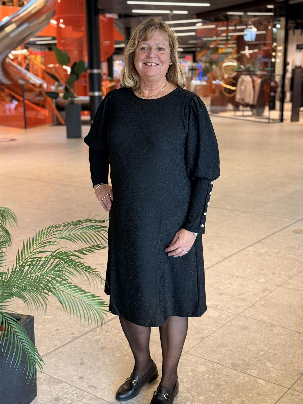 Kjole Tea Lux Black (Glitter)