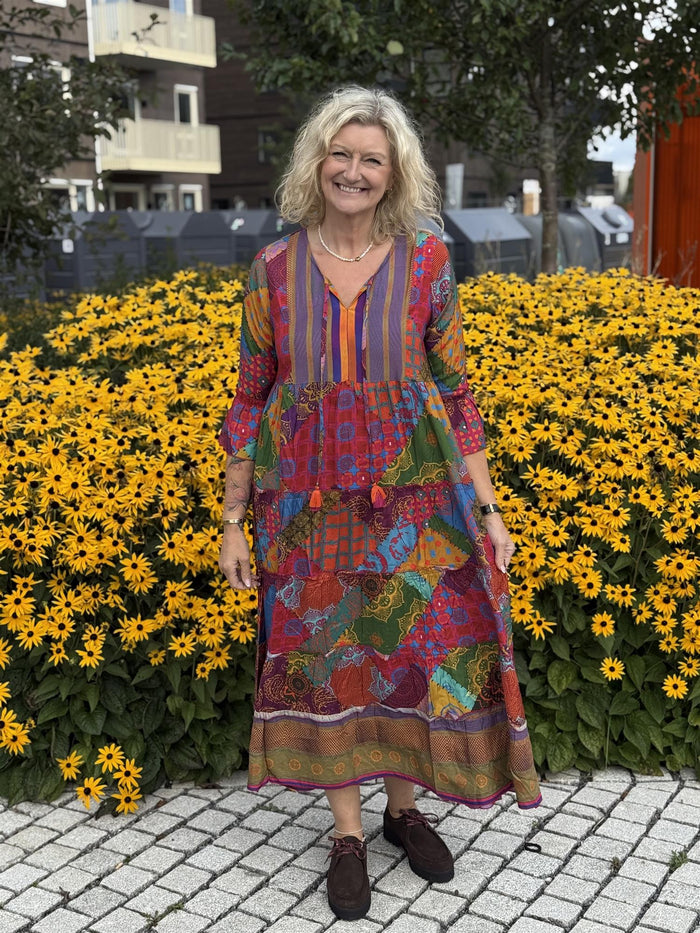 Vinicuna Dress Layers Print
