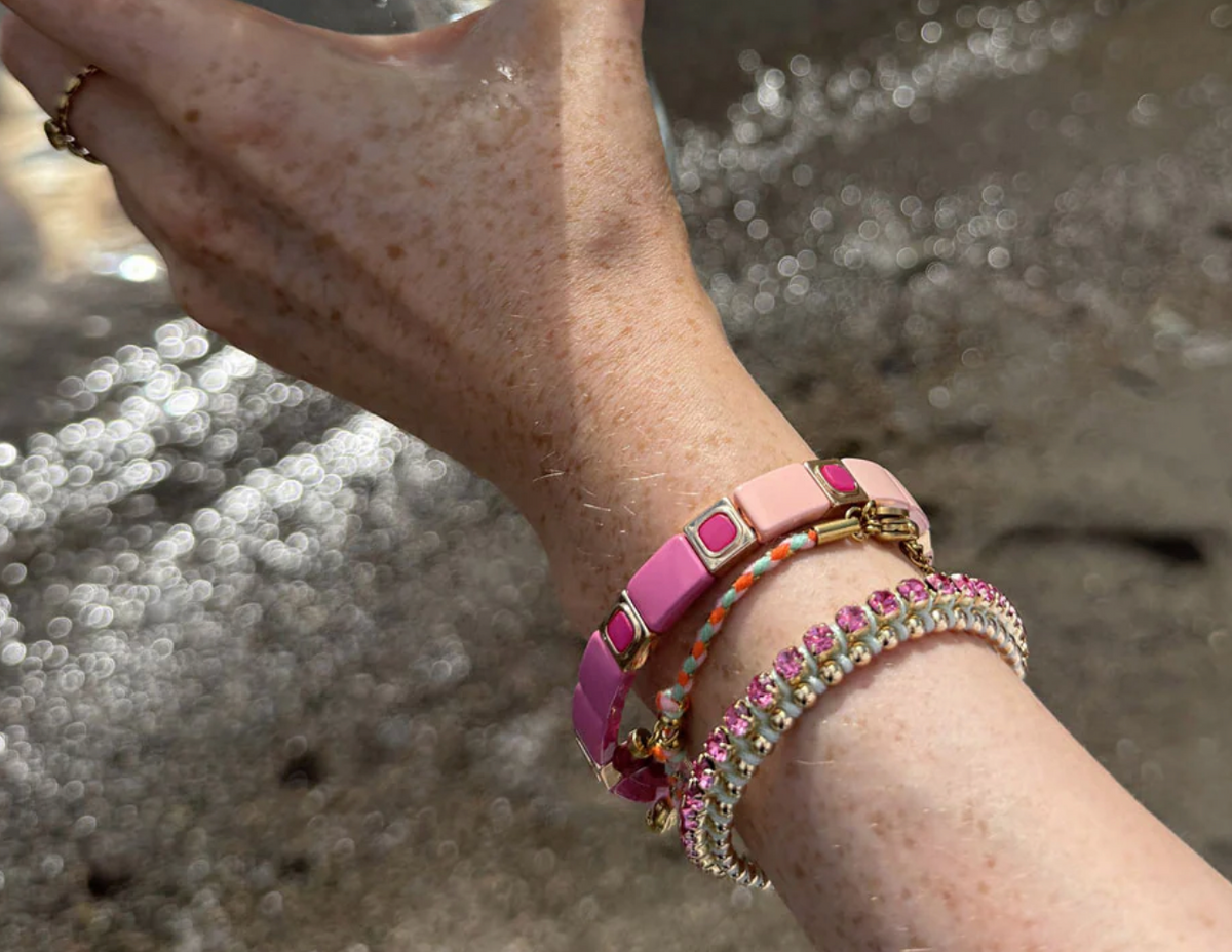 Emaljert armbånd, 18cm, Rosa