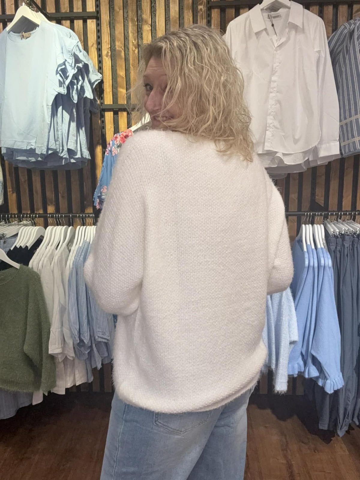 MdcAnouk Knit White