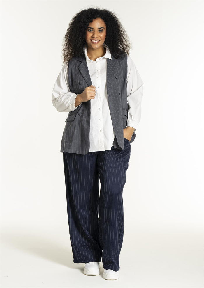 SNaia Vest Grey-White Pinstripe