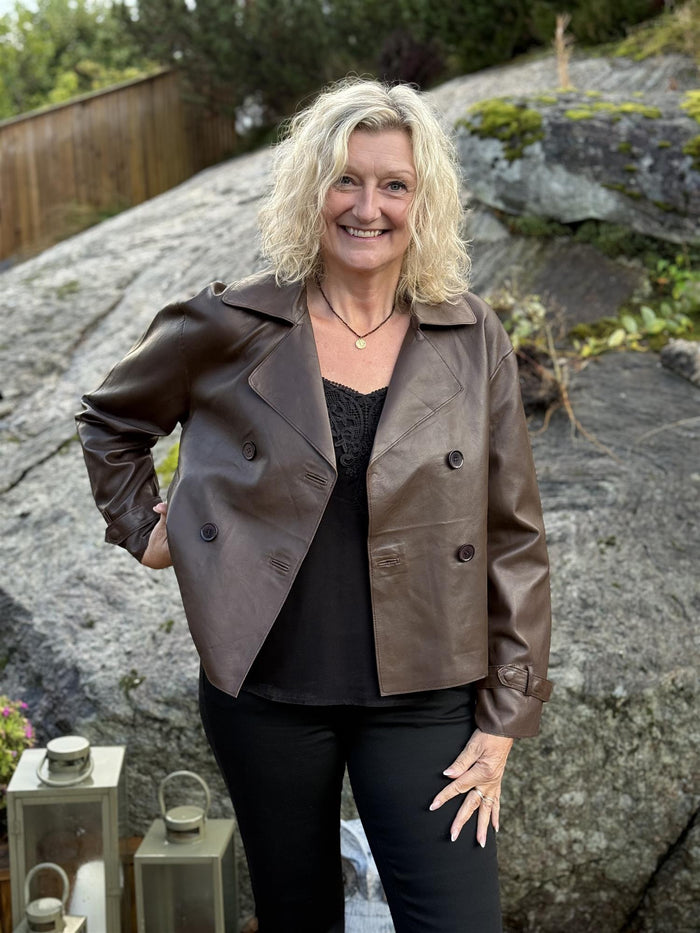 Short Leather Trenchcoat Espresso