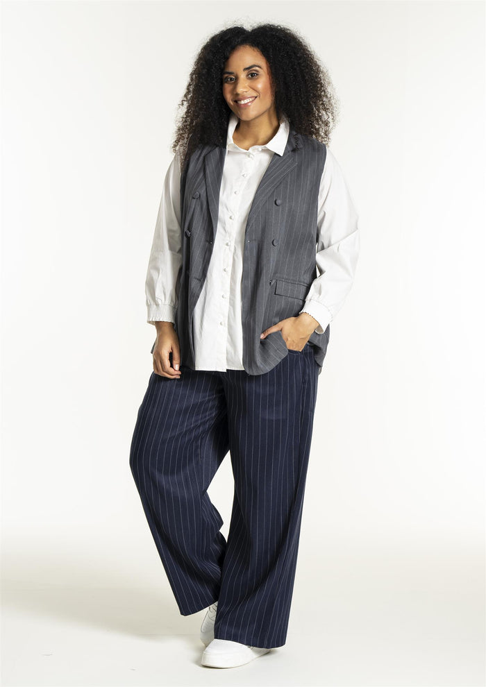 SNaia Vest Grey-White Pinstripe