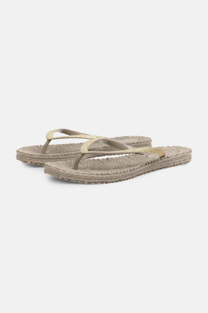 Cheerful Flip Flop w. Glitter Atmosphere
