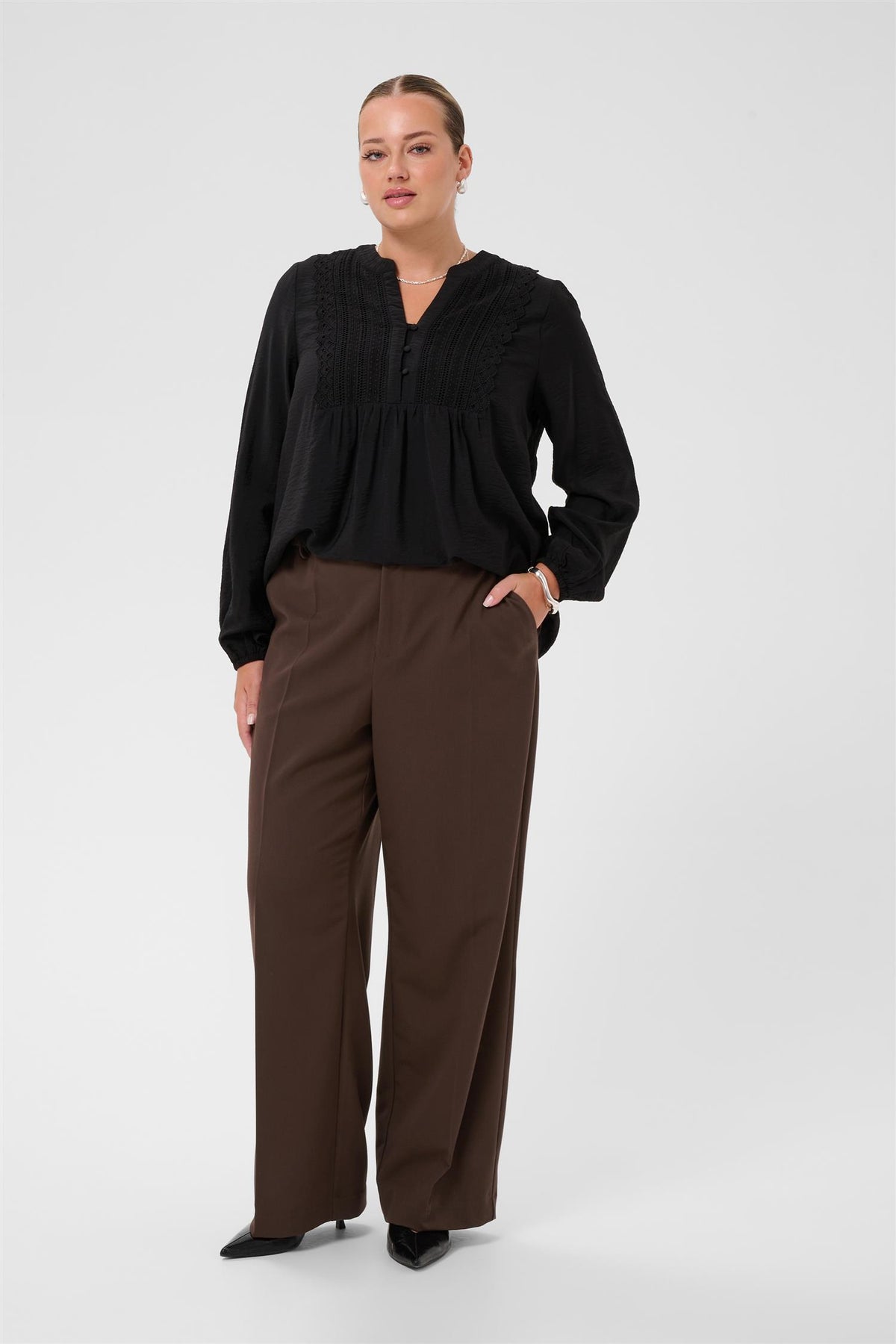 KCsakira Pants Coffee Bean