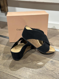 Frances Sandal Sort