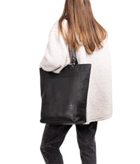 Veske Tiramisu Tall Shopper Black