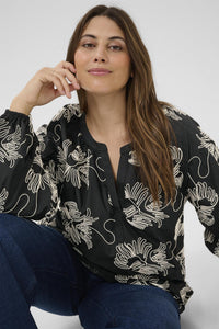 KCkimmie Blouse Black Chalk Embr