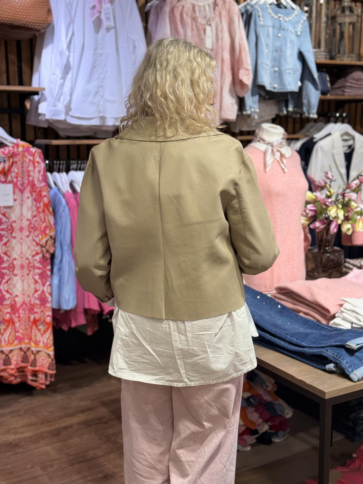 Short Leather Trenchcoat Beige