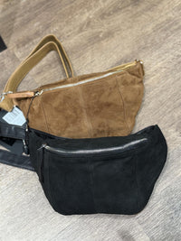 Suede Bumbag Caramel w. Light gold