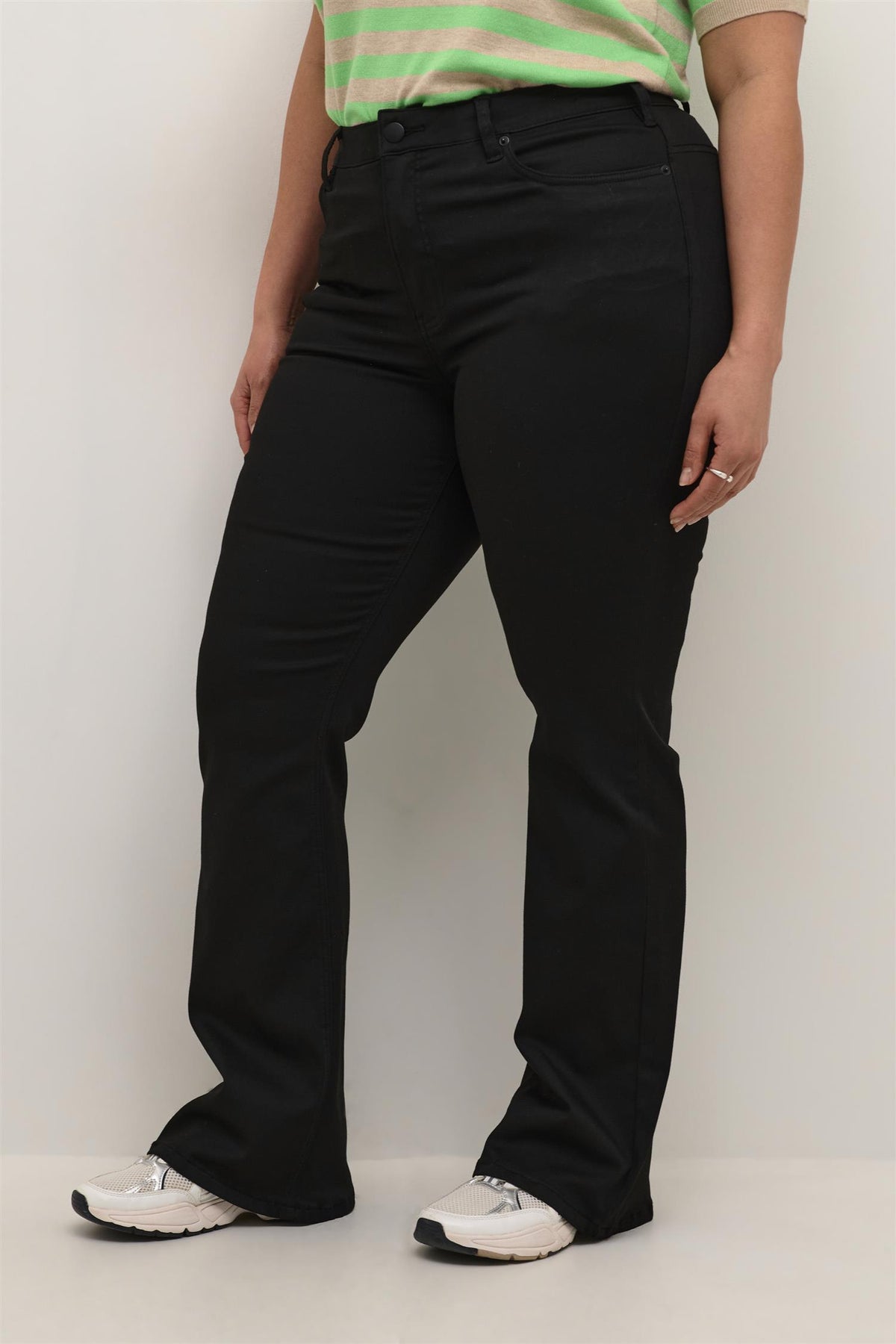 KCdina Bootcut Jeans