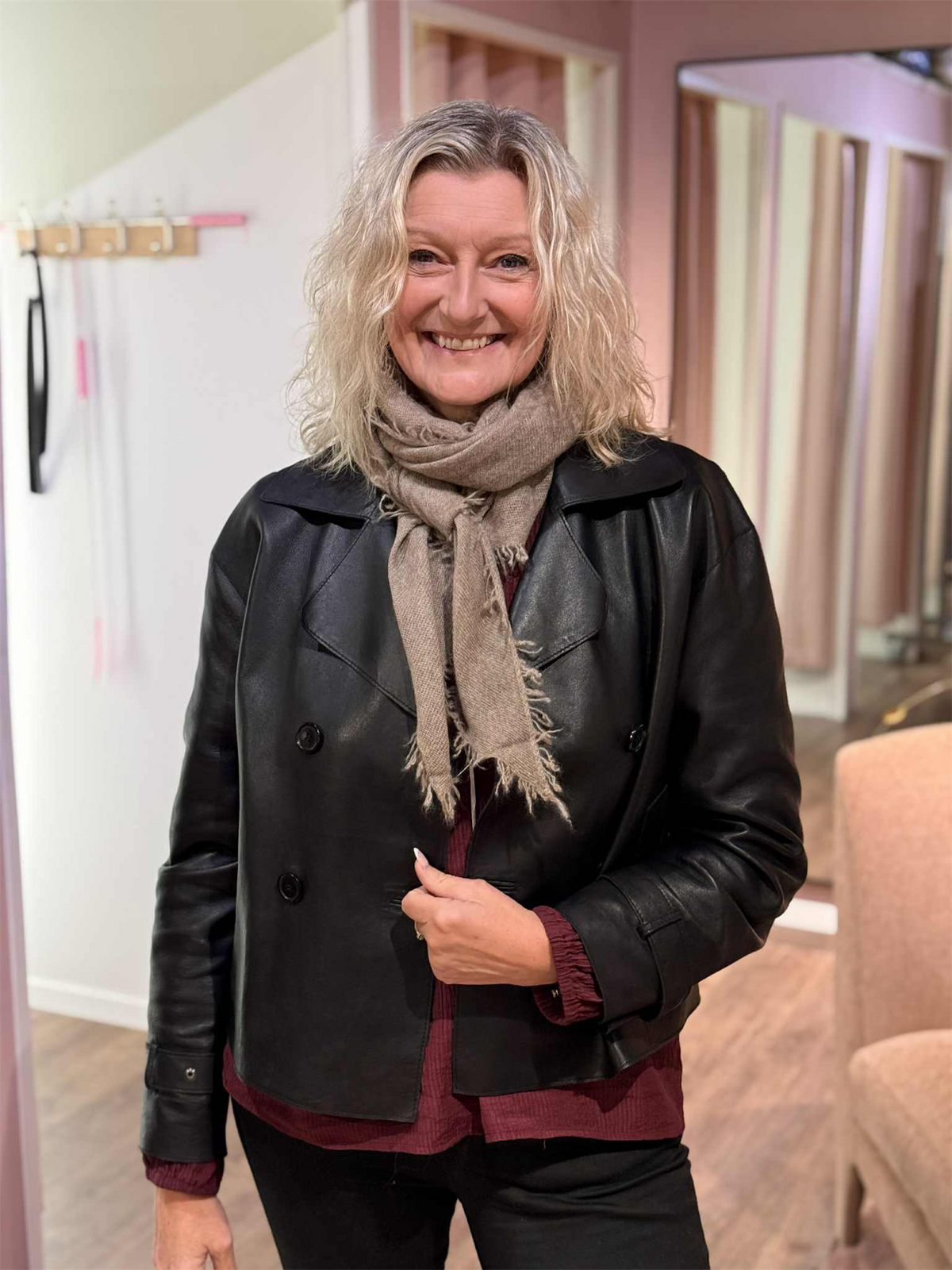 Nohr Triangle Kasjmir Skjerf Mørk Beige