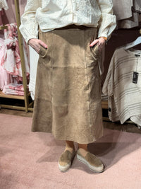 Flora Suede Skirt Nude Brown
