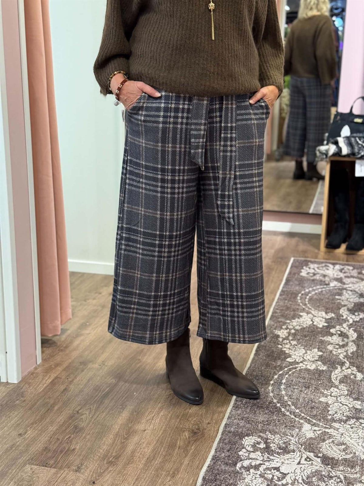 Check Wide Pant