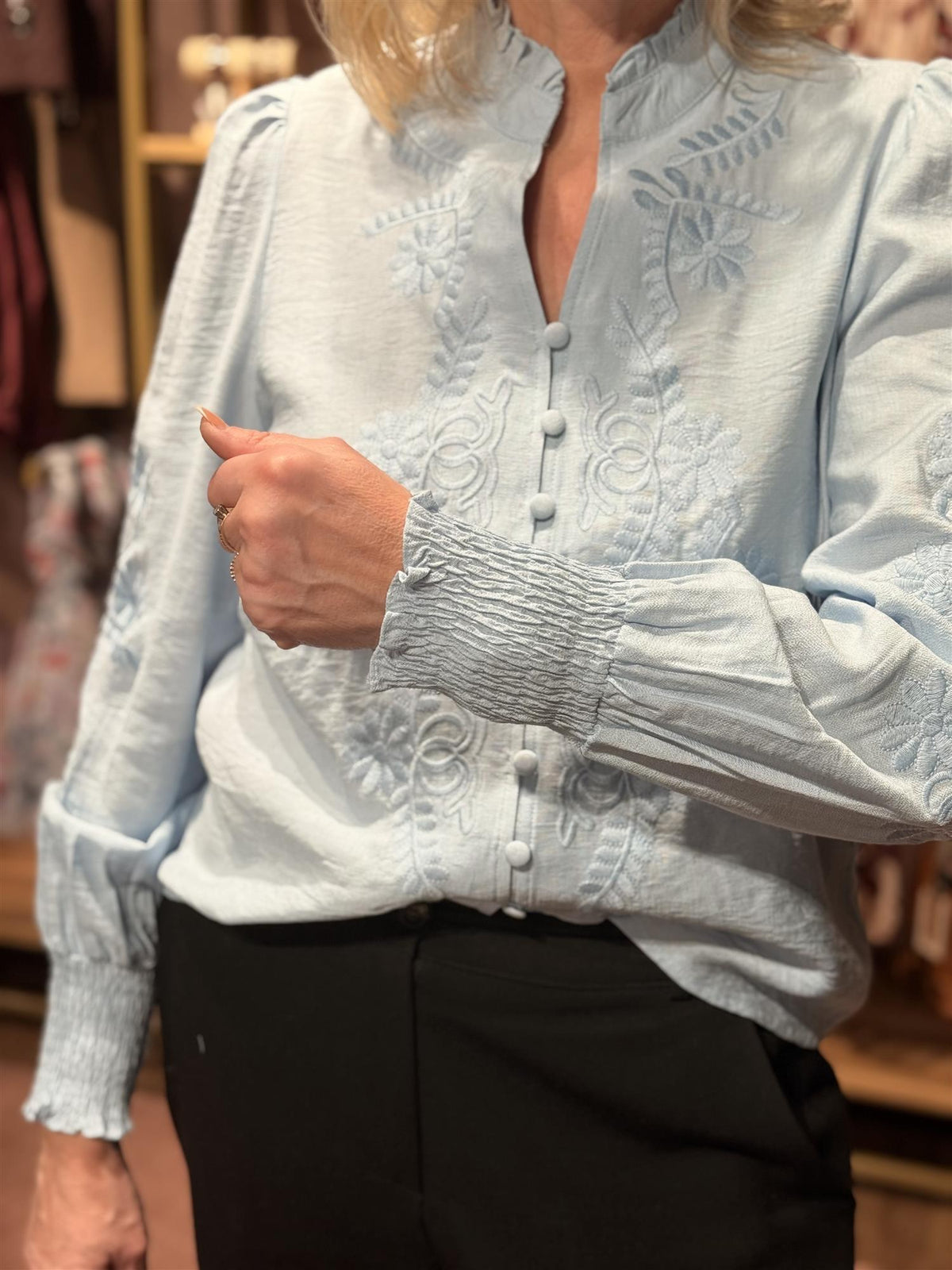 Bluse Vanessa Emb Soft Blue