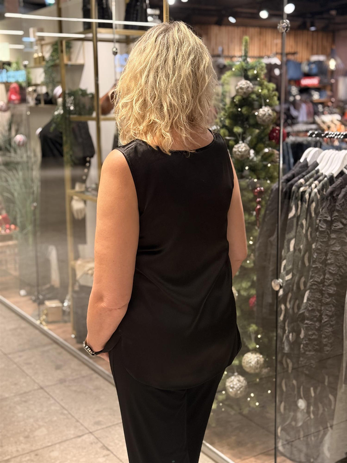 Pen-Singlet Sateng Sort