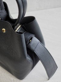 Bøtteveske Glatt Skinn Sort