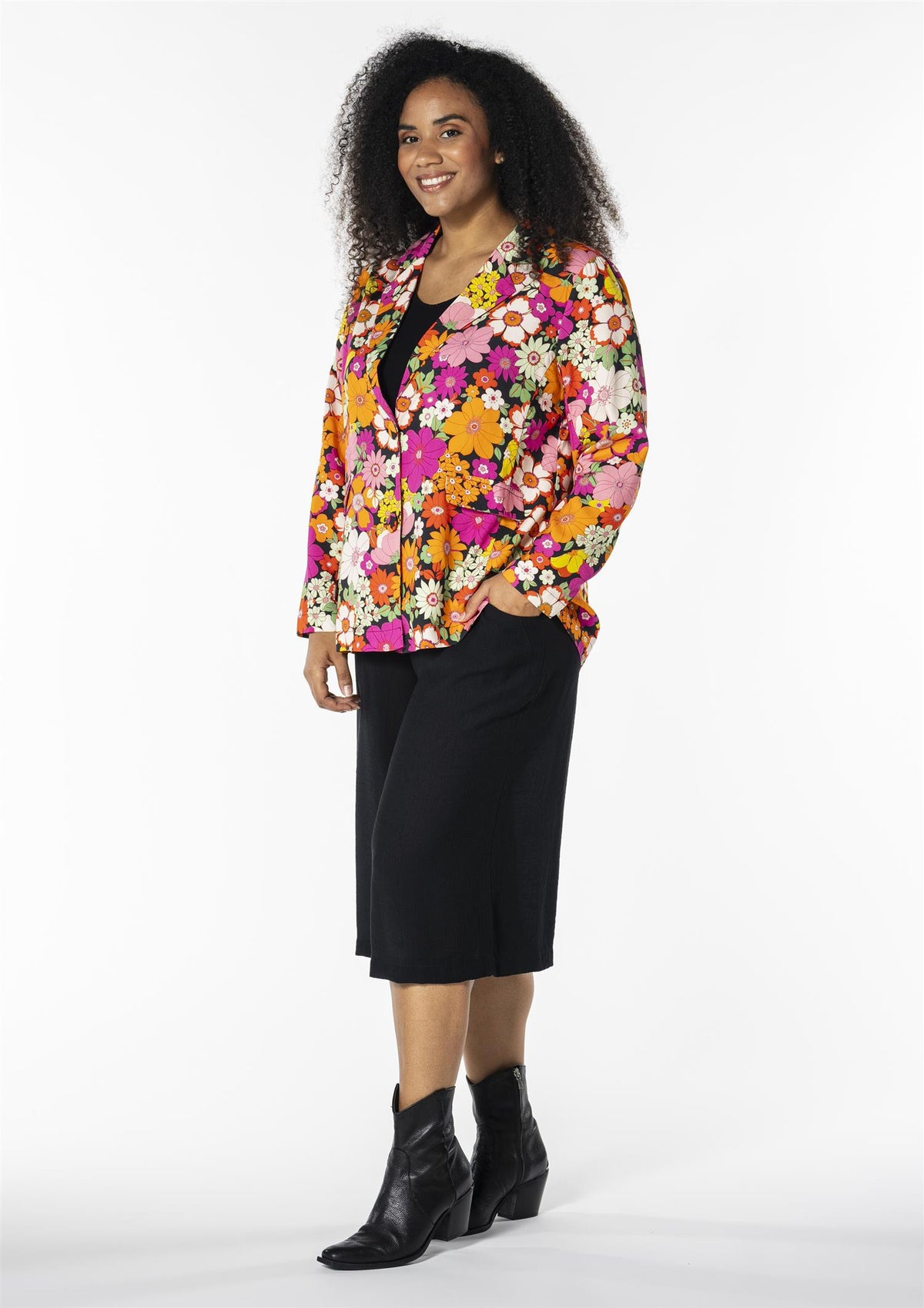 SKamila Blazer