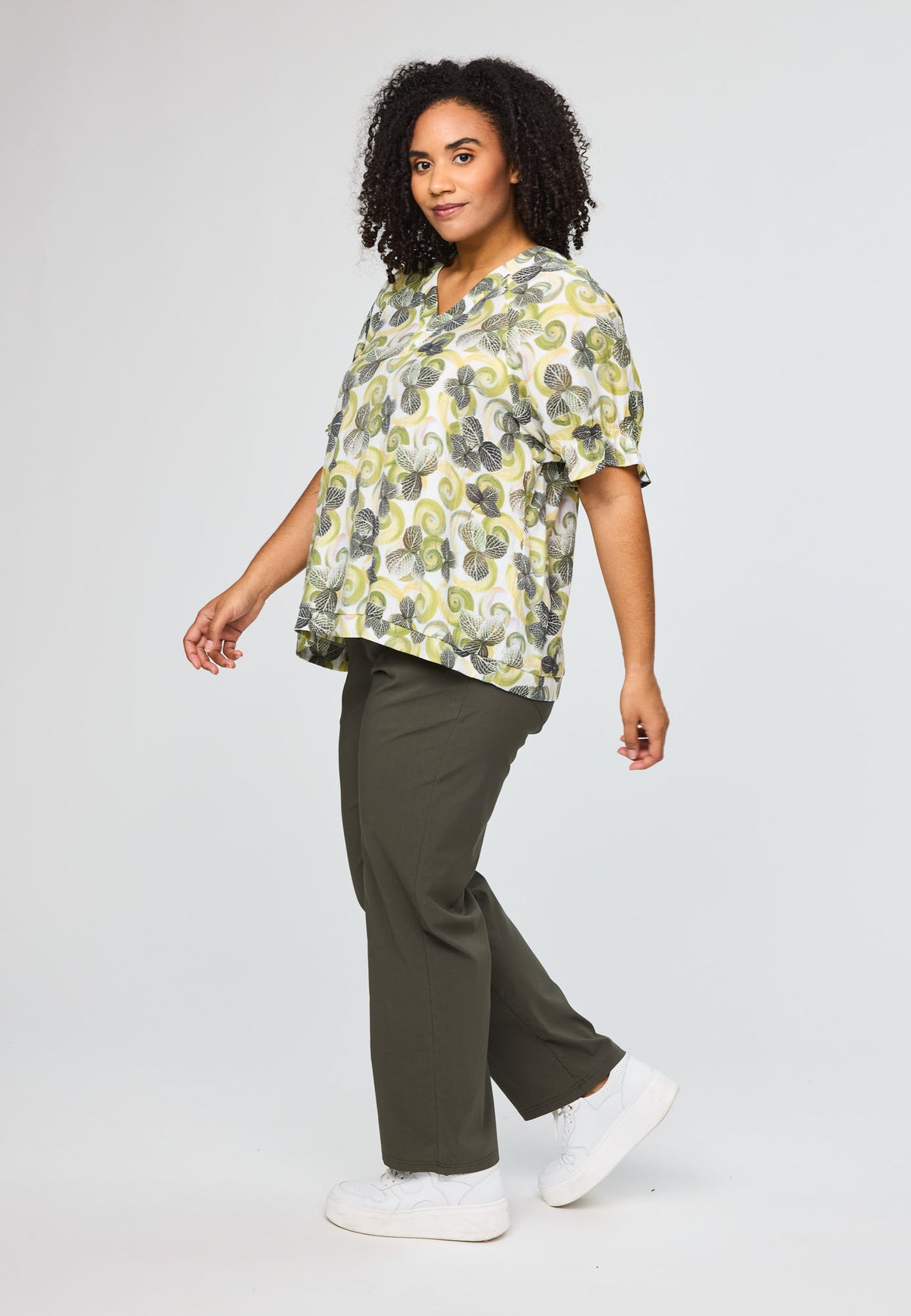 SDasie Blouse Green Offwhite Flower