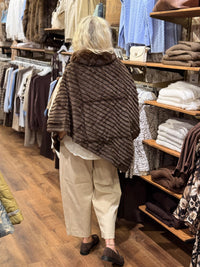 Cut Poncho Fur - Chocolate