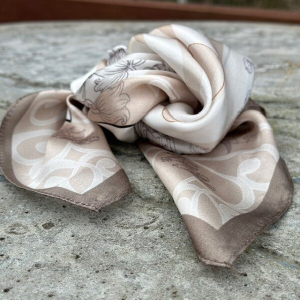 Skjerf Lite Silke, Kayla