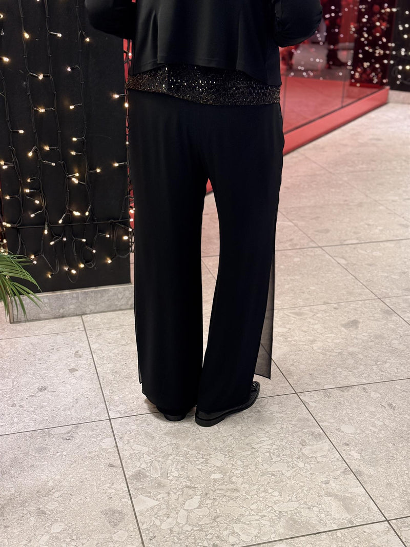 Penbukse Sort Chiffon, Godske