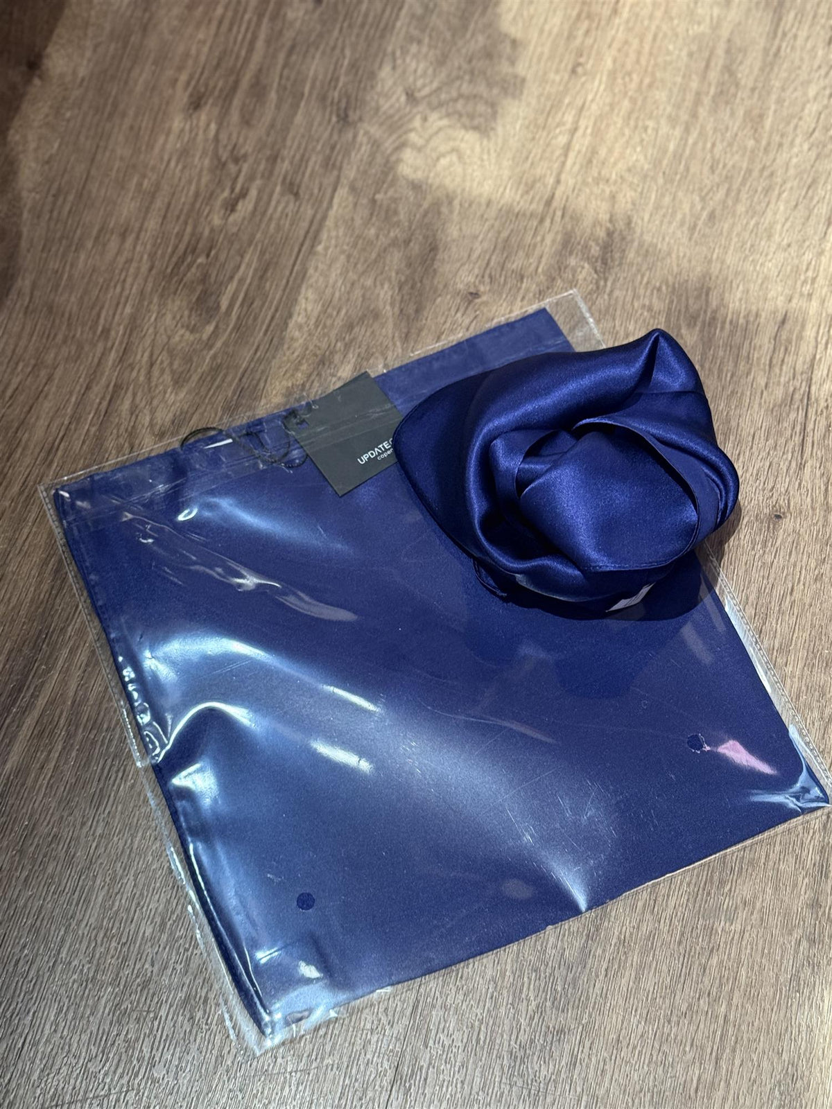 Skjer Lite Silke Ensfarget Navy