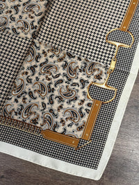 Skjerf Square Chain, Diz