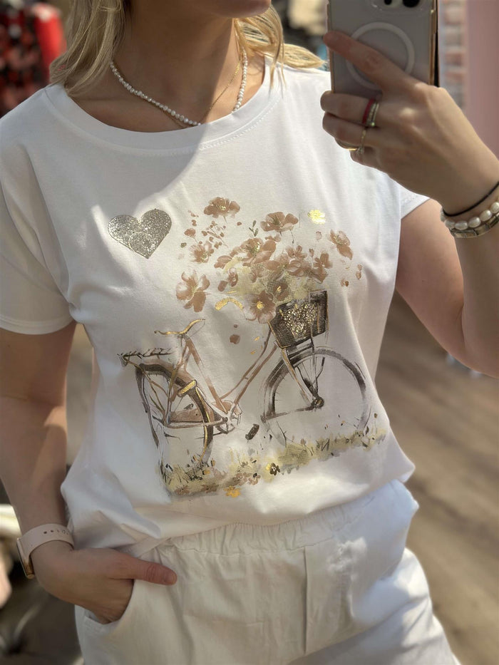 T-shirt Bicycle Sand