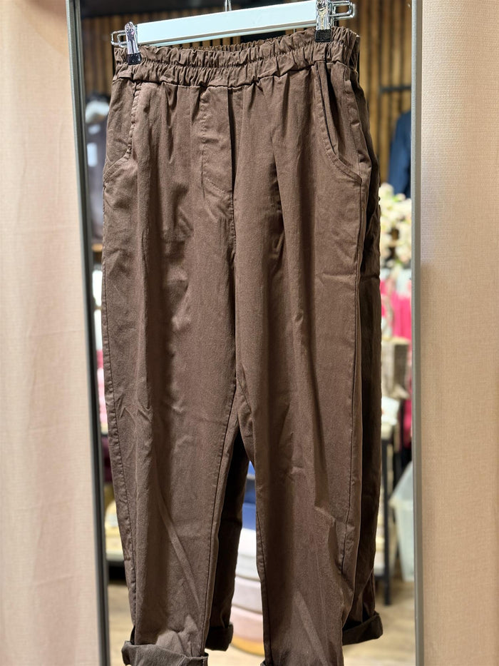 Magic Line Chino Pant - Chocolate