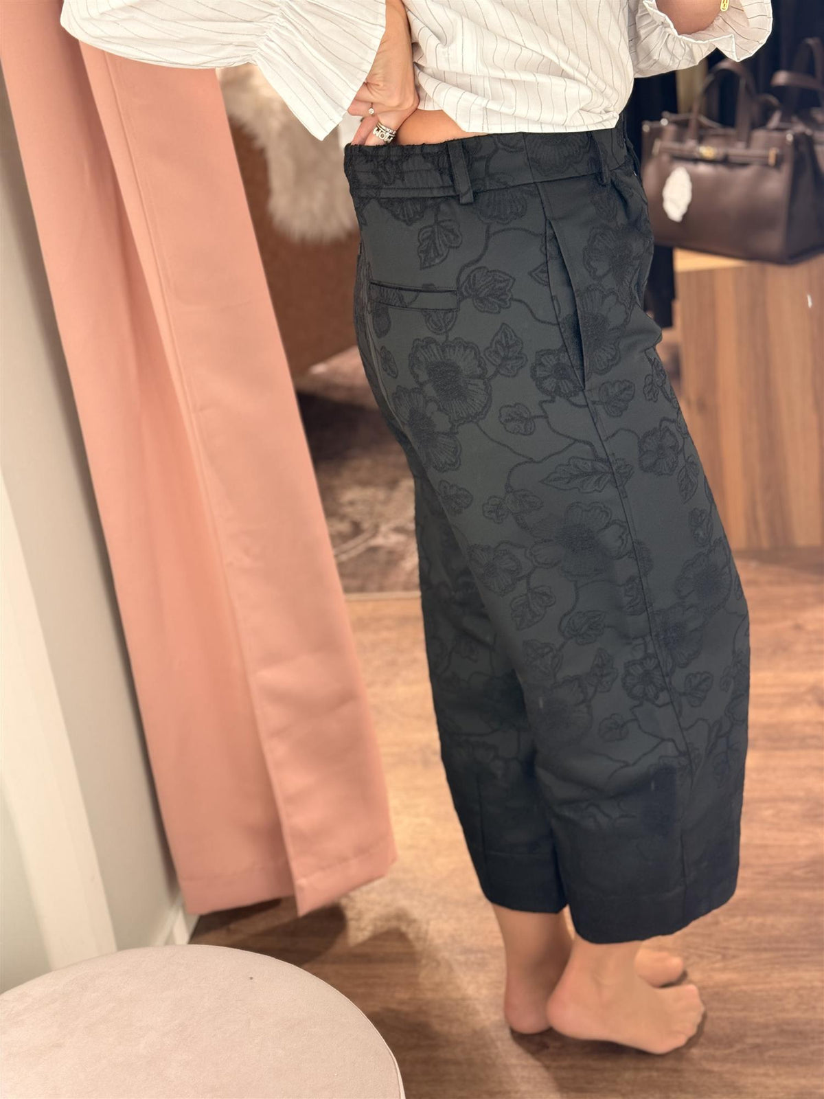 MaPeriel – Black