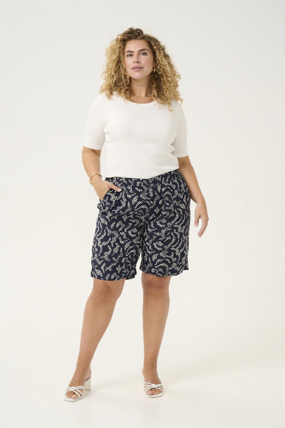 KCbeate Shorts Marine