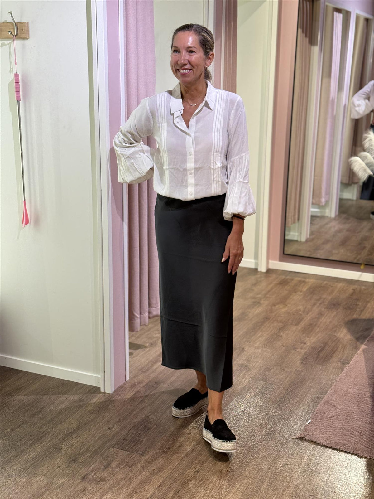 Topp Adelina White